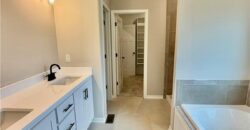 504 Skyview Lane, Liberty, MO 64068