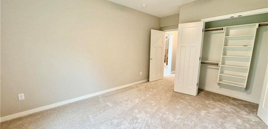 504 Skyview Lane, Liberty, MO 64068