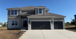 10507 N Highland Place, Kansas City, MO 64155