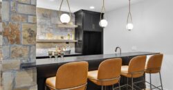 8612 Westridge Court, Parkville, MO 64152