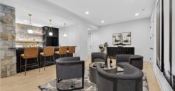 8612 Westridge Court, Parkville, MO 64152