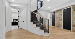 8612 Westridge Court, Parkville, MO 64152