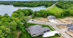 8612 Westridge Court, Parkville, MO 64152