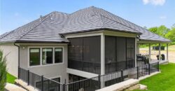 8612 Westridge Court, Parkville, MO 64152