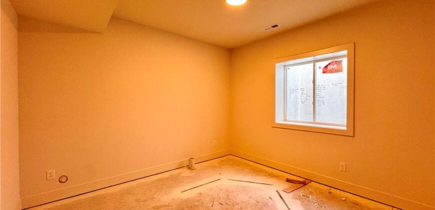 8413 NW 90th Terrace, Kansas City, MO 64153