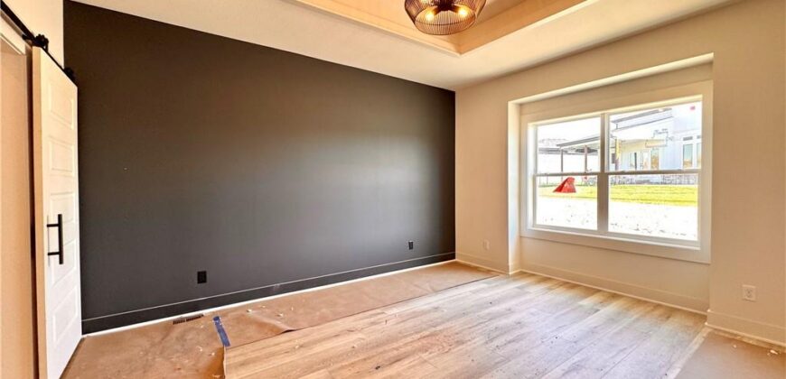 8413 NW 90th Terrace, Kansas City, MO 64153