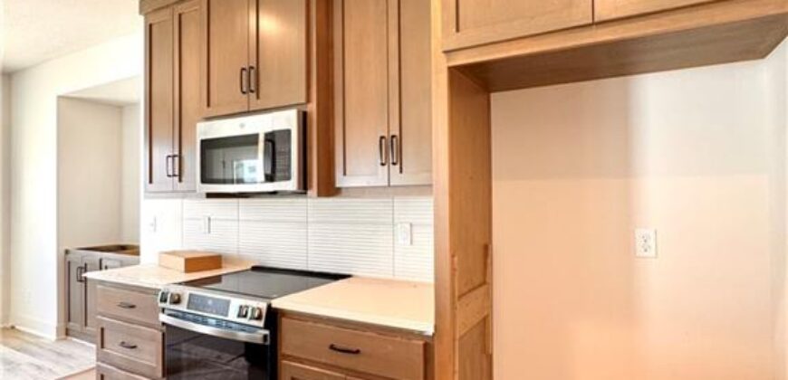 8413 NW 90th Terrace, Kansas City, MO 64153