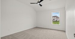 5695 Thousand Oaks Drive, Parkville, MO 64152