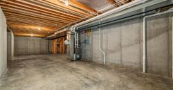 5695 Thousand Oaks Drive, Parkville, MO 64152