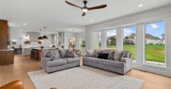 5695 Thousand Oaks Drive, Parkville, MO 64152