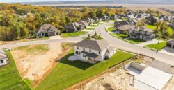 5695 Thousand Oaks Drive, Parkville, MO 64152
