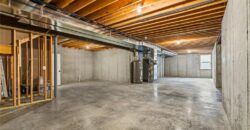 5695 Thousand Oaks Drive, Parkville, MO 64152