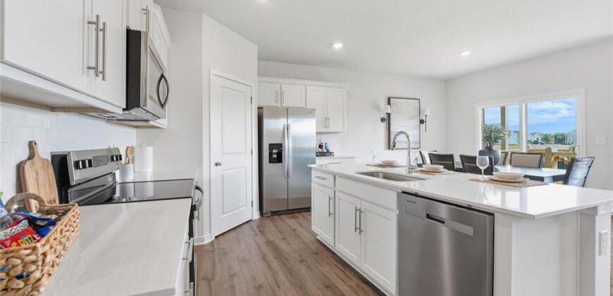 10701 N Richmond Avenue, Kansas City, MO 64157