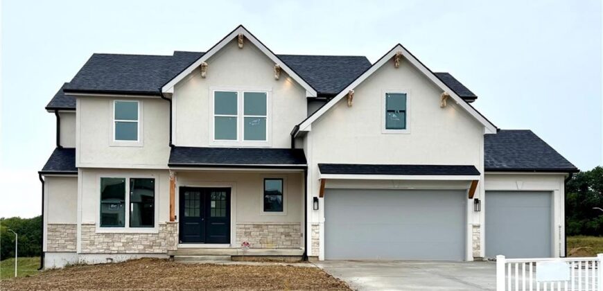 8300 NW 90th Street, Kansas City, MO 64153