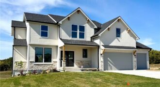 8300 NW 90th Street, Kansas City, MO 64153