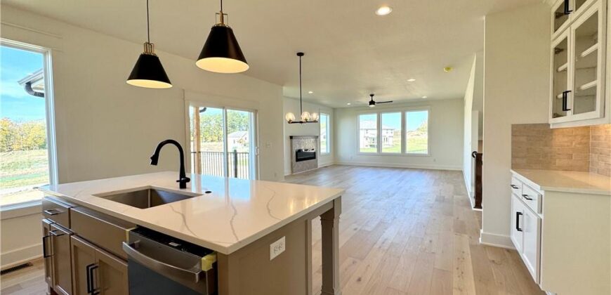 8300 NW 90th Street, Kansas City, MO 64153