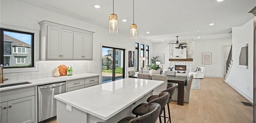 3024 NE 102nd Street, Kansas City, MO 64155