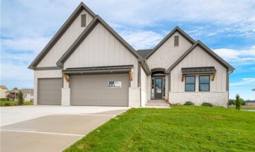 2335 Foxtail Drive, Kearney, MO 64060