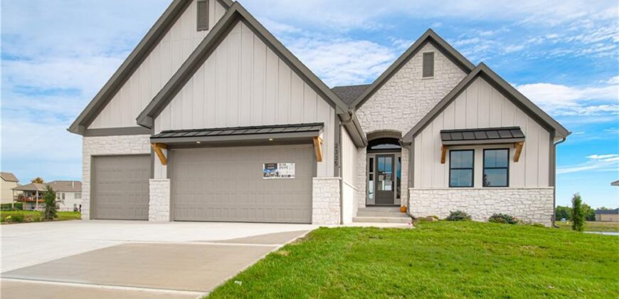 2335 Foxtail Drive, Kearney, MO 64060