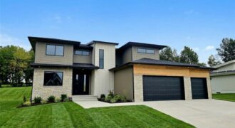 1006 Meadowbrook Drive, Kearney, MO 64060