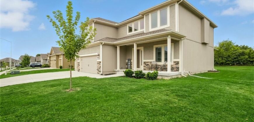10838 N Bristol Avenue, Kansas City, MO 64156