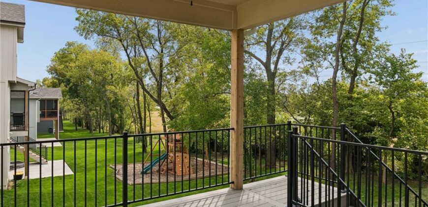 1957 Longview Drive, Liberty, MO 64068