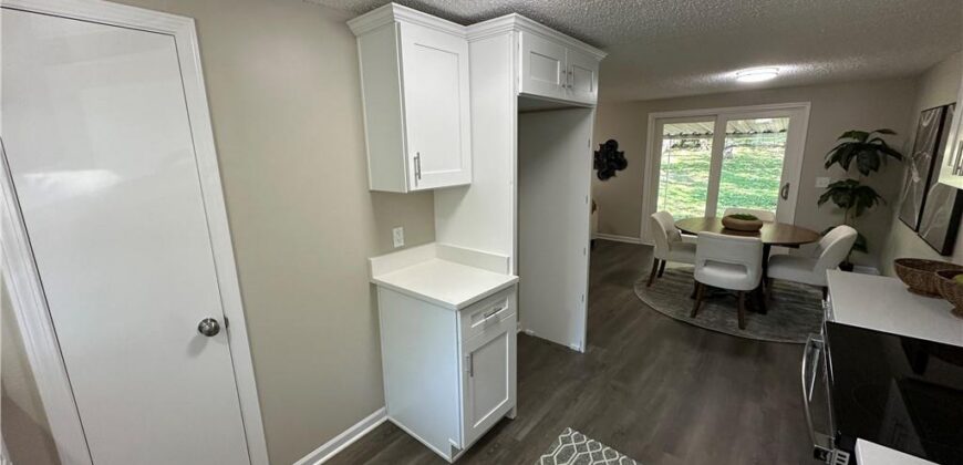 6303 N Broadway Street, Kansas City, MO 64118