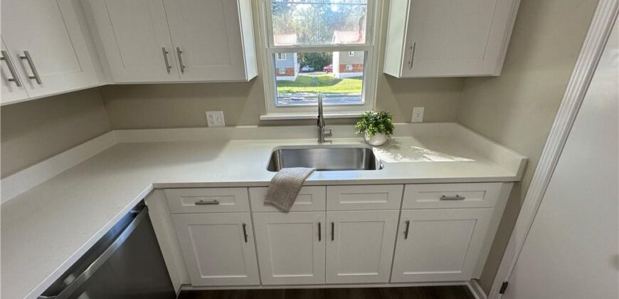 6303 N Broadway Street, Kansas City, MO 64118