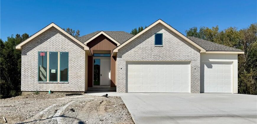 9004 N Everton Avenue, Kansas City, MO 64153