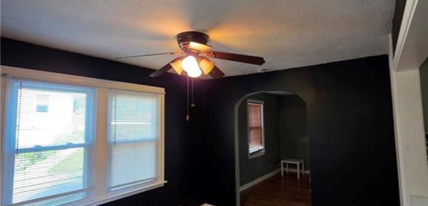 4248 NE Kelsey Road, Kansas City, MO 64116