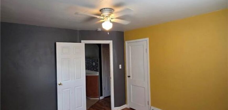 4248 NE Kelsey Road, Kansas City, MO 64116