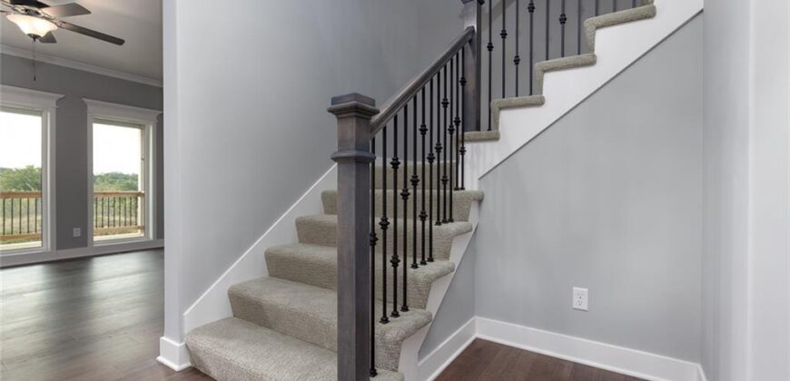 6925 NE 102nd Street, Kansas City, MO 64156