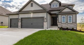 6925 NE 102nd Street, Kansas City, MO 64156