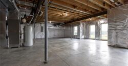 6925 NE 102nd Street, Kansas City, MO 64156
