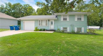 820 S Main Street, Liberty, MO 64068