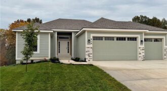 512 Skyview Lane, Liberty, MO 64068