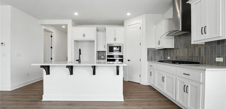 2601 Sunset Drive, Platte City, MO 64079