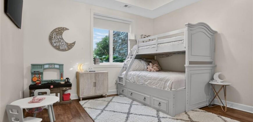 8085 Green Glades Court, None/County, MO 64152