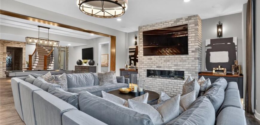 8085 Green Glades Court, None/County, MO 64152