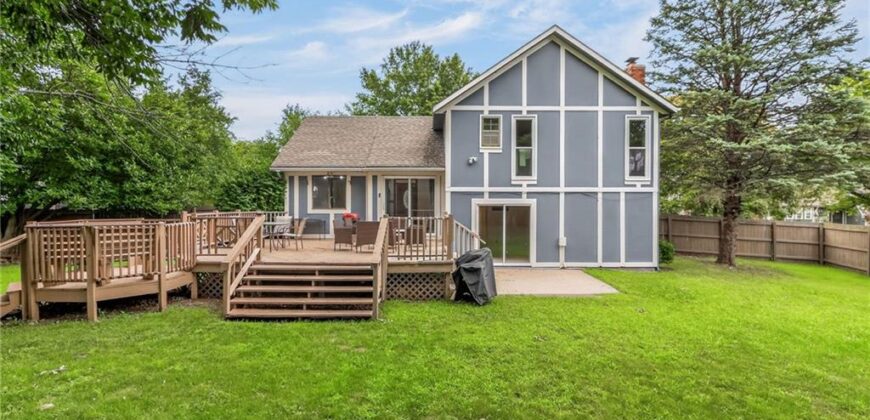 8216 NW Delta Drive, Kansas City, MO 64151