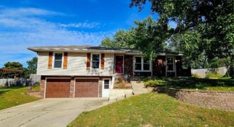 7013 N Winan Avenue, Kansas City, MO 64152