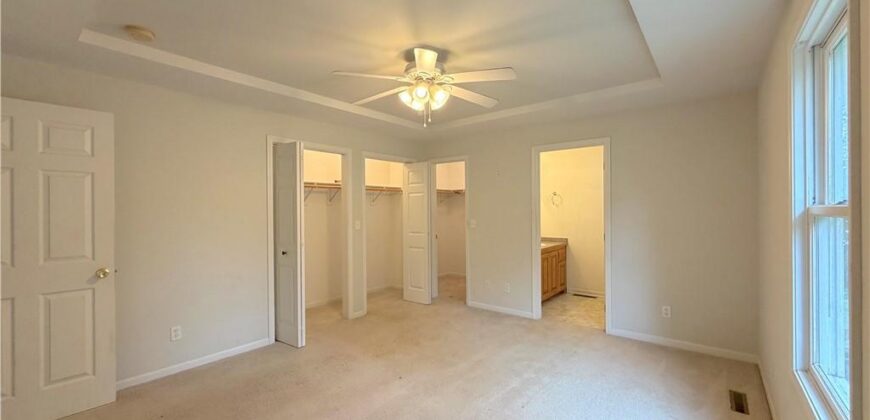 14 Sandi Circle, Dearborn, MO 64439
