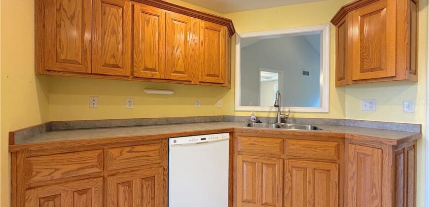 14 Sandi Circle, Dearborn, MO 64439