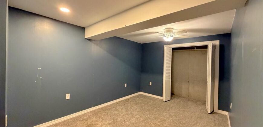 14 Sandi Circle, Dearborn, MO 64439