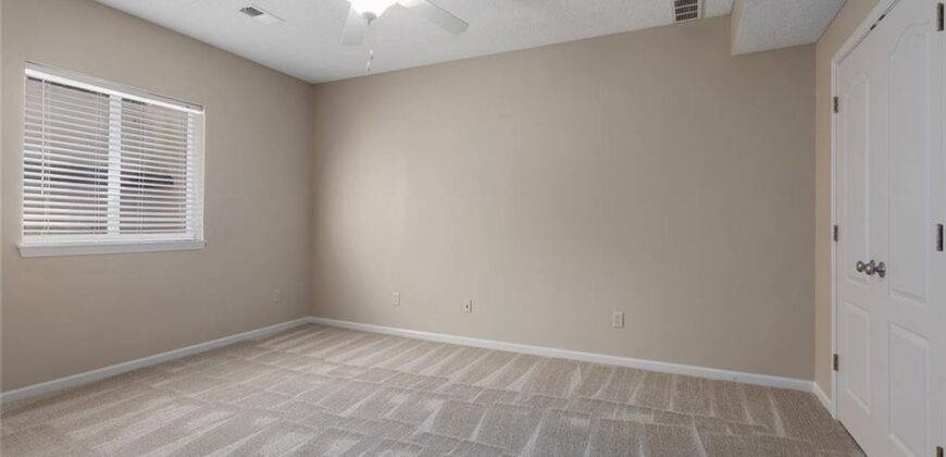 8654 N Britt Avenue, Kansas City, MO 64154