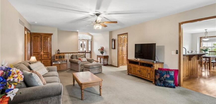 1707 Lynn Road, Excelsior Springs, MO 64024