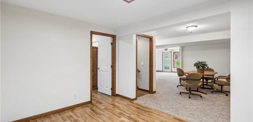 1707 Lynn Road, Excelsior Springs, MO 64024