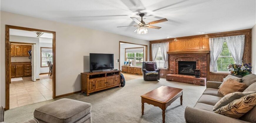 1707 Lynn Road, Excelsior Springs, MO 64024