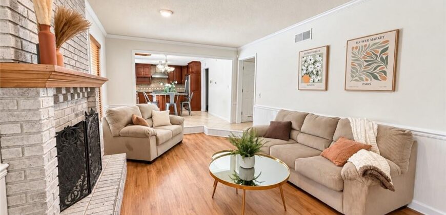 6112 N Strathbury Avenue, Kansas City, MO 64151