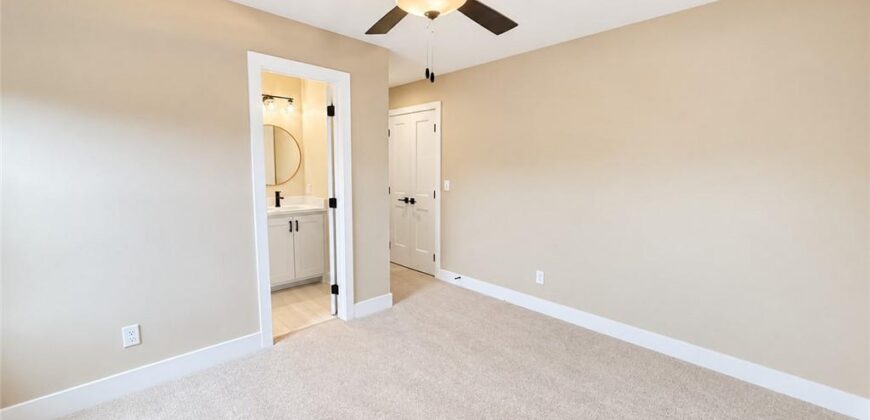 12455 NW Appaloosa Street, Platte City, MO 64079